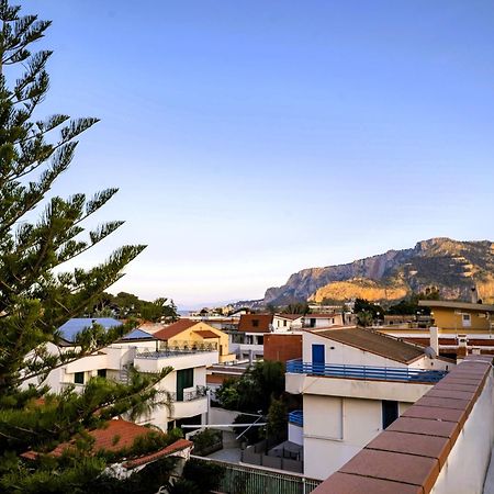 شقة A Casa Di Mara مونديلّو المظهر الخارجي الصورة